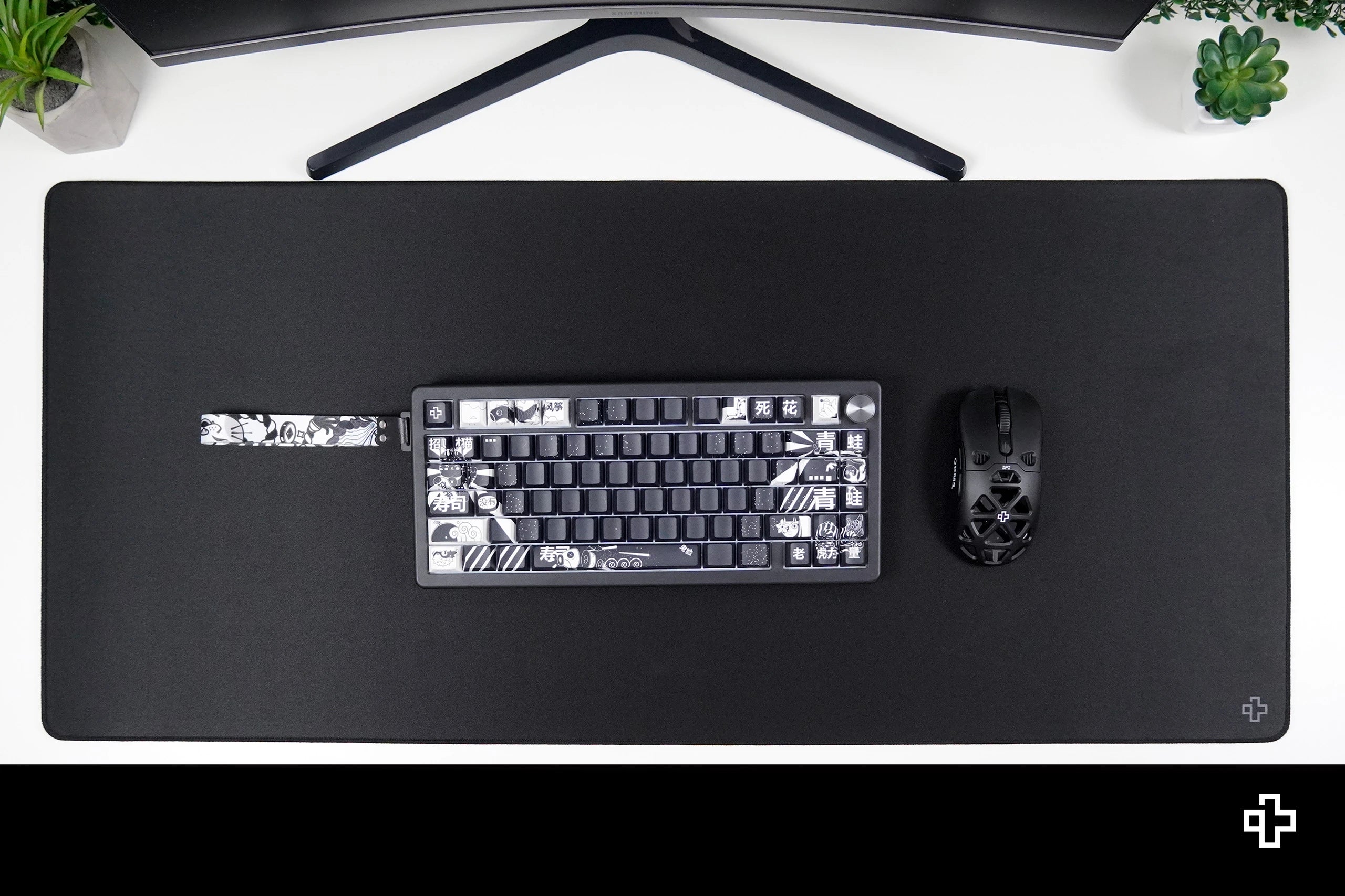 Deskmat Mousepad QwertyKey Negru Clasic Simplu 4mm margini cusute