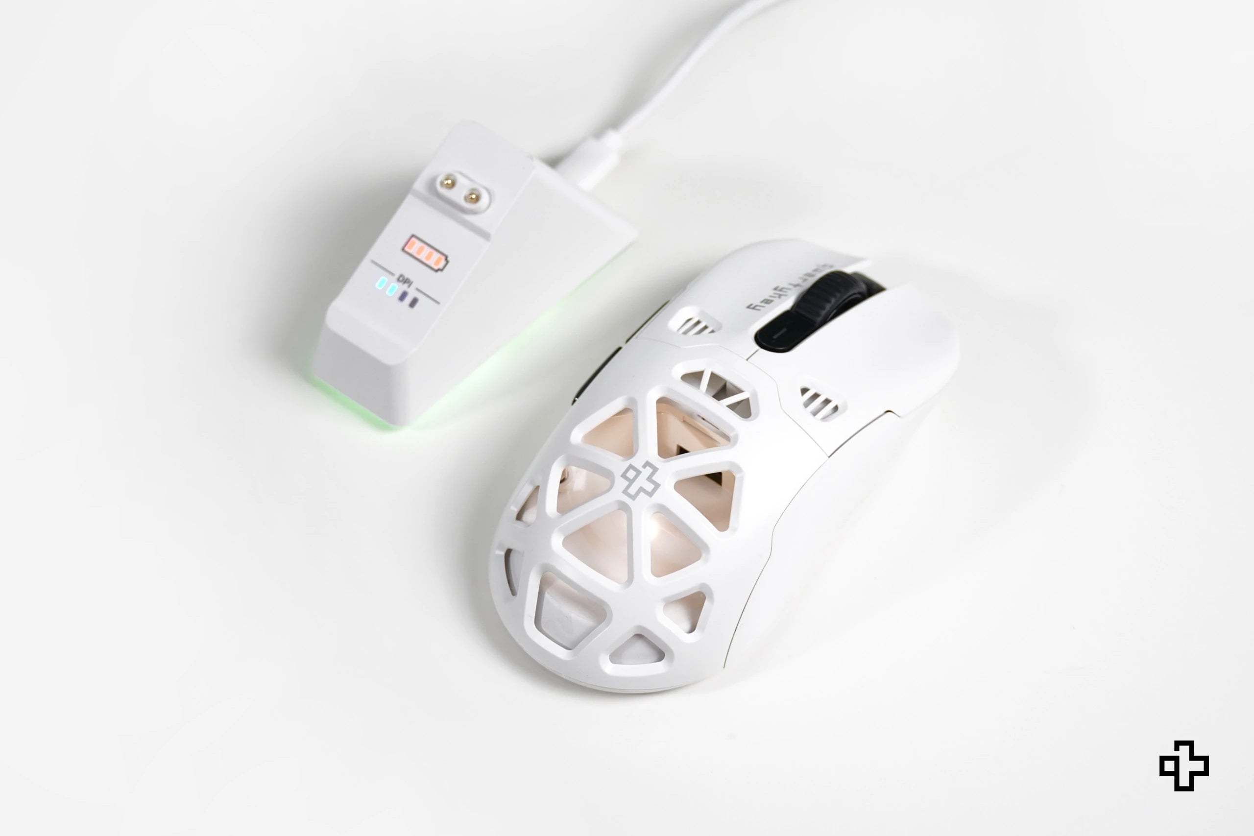 Mouse QwertyKey QKM1 Alb Wireless Bluetooth Charging Dock