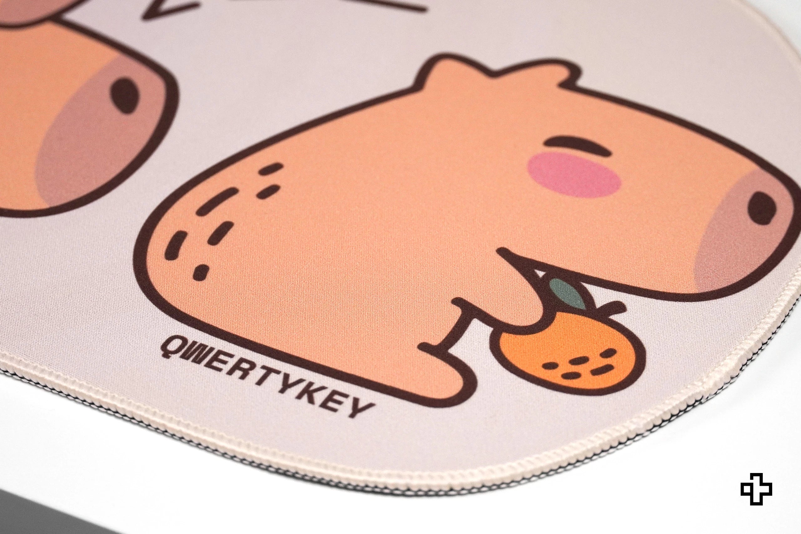 Deskmat Mousepad QwertyKey Capybara 4mm margini cusute