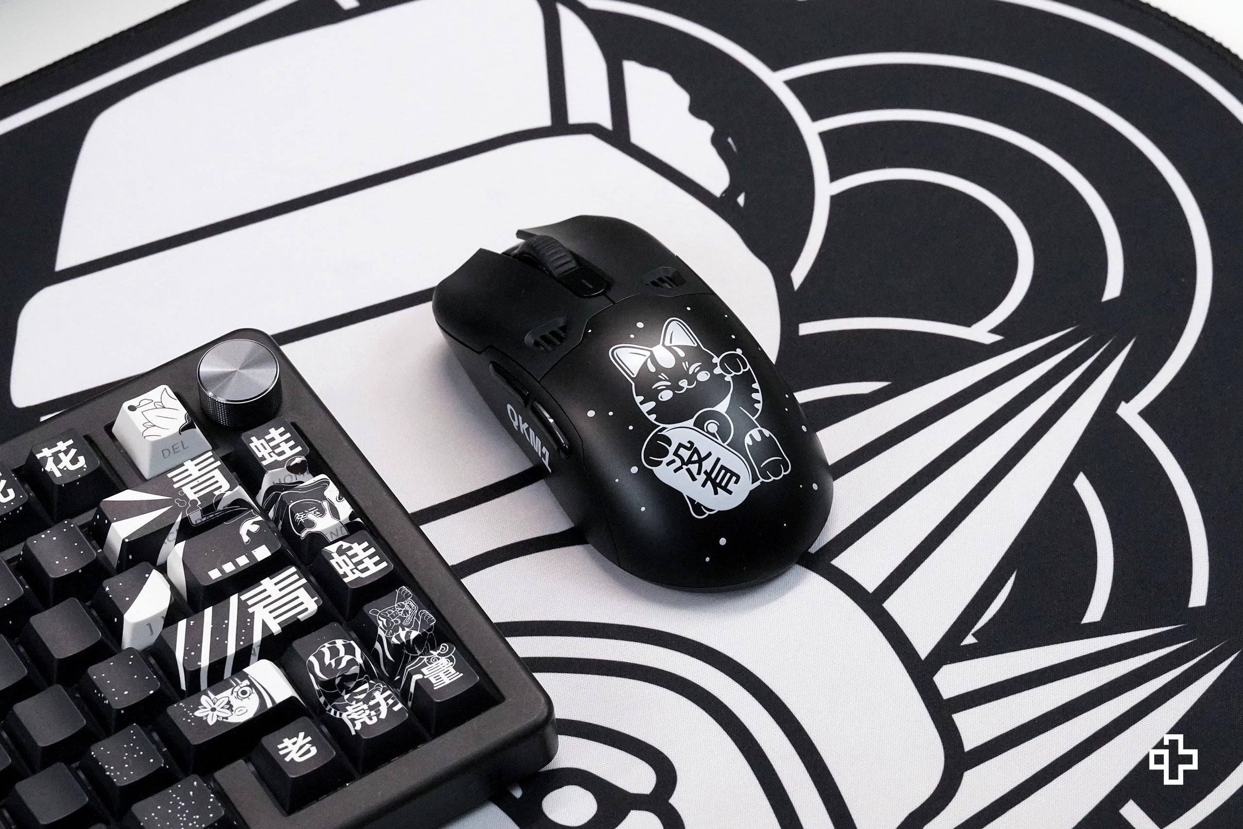 Cover Mouse QKM1 MOMO Negru