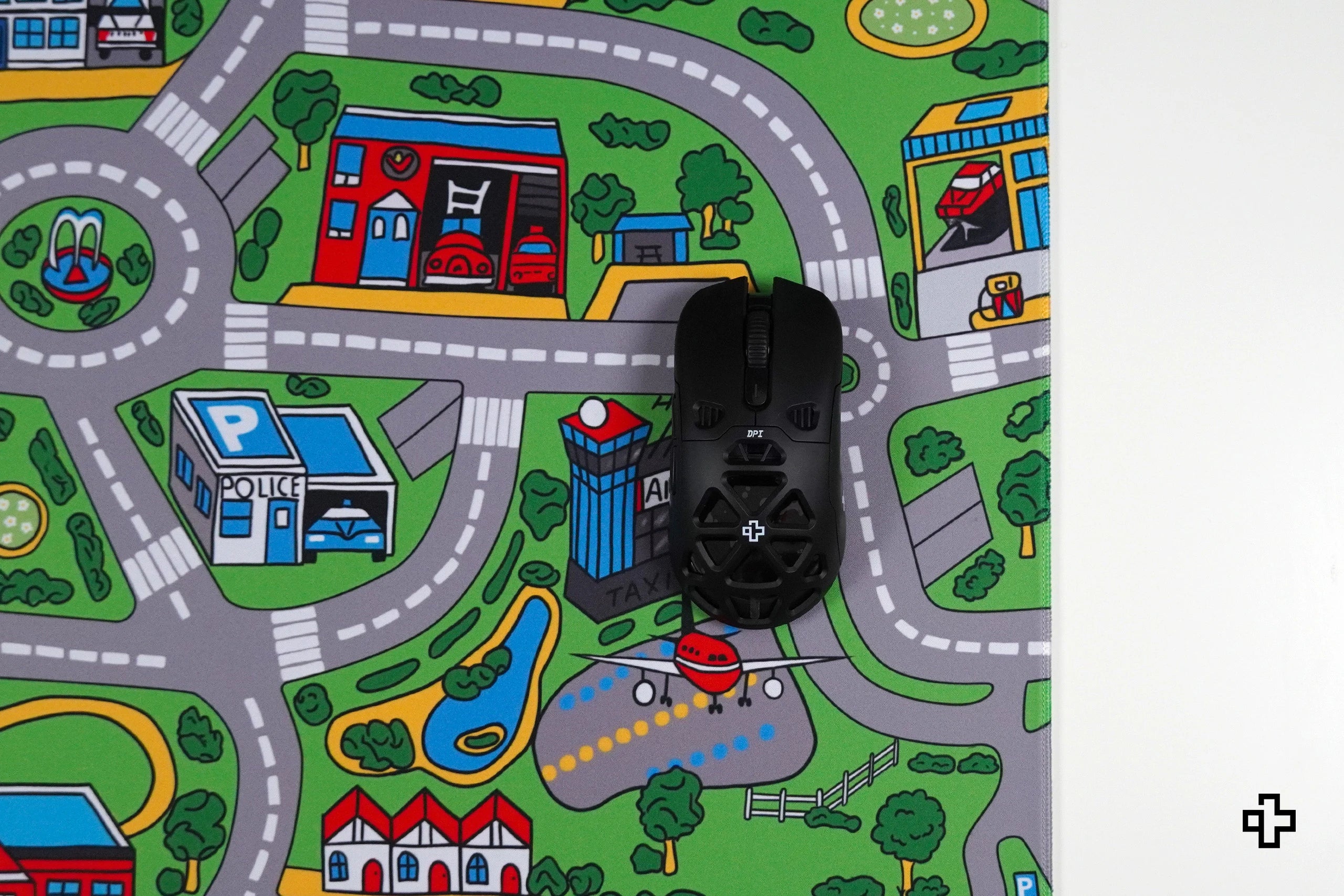 Deskmat Mousepad QwertyKey Nostalgia Busy Town 4mm margini cusute