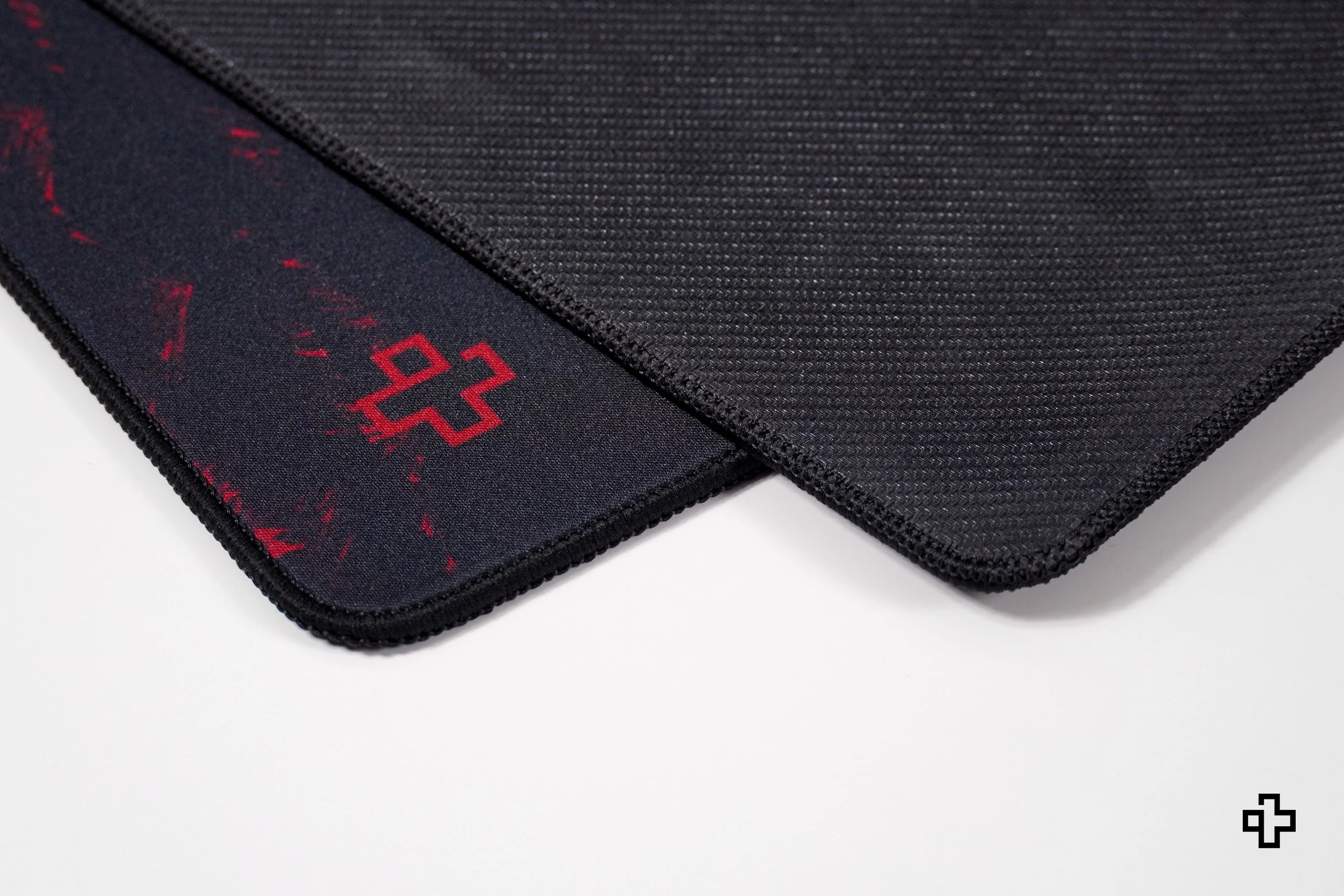 Deskmat Mousepad QwertyKey Dracula 4mm margini cusute
