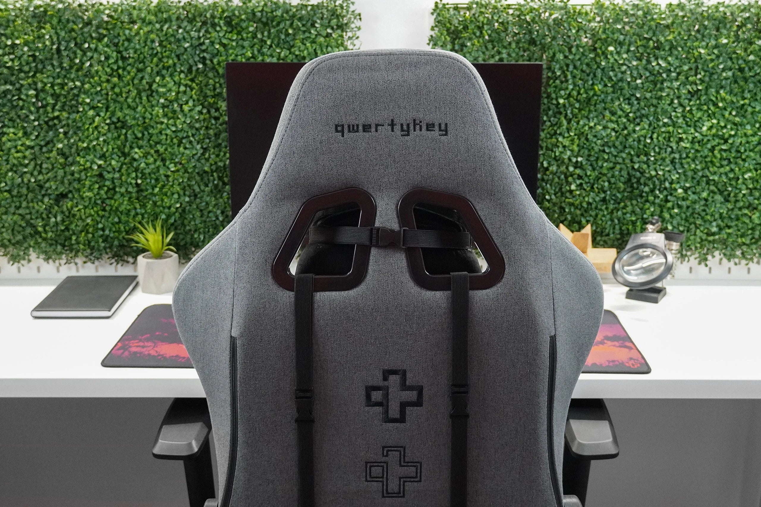 Scaun Gaming QwertyKey - QK/ALT, gri