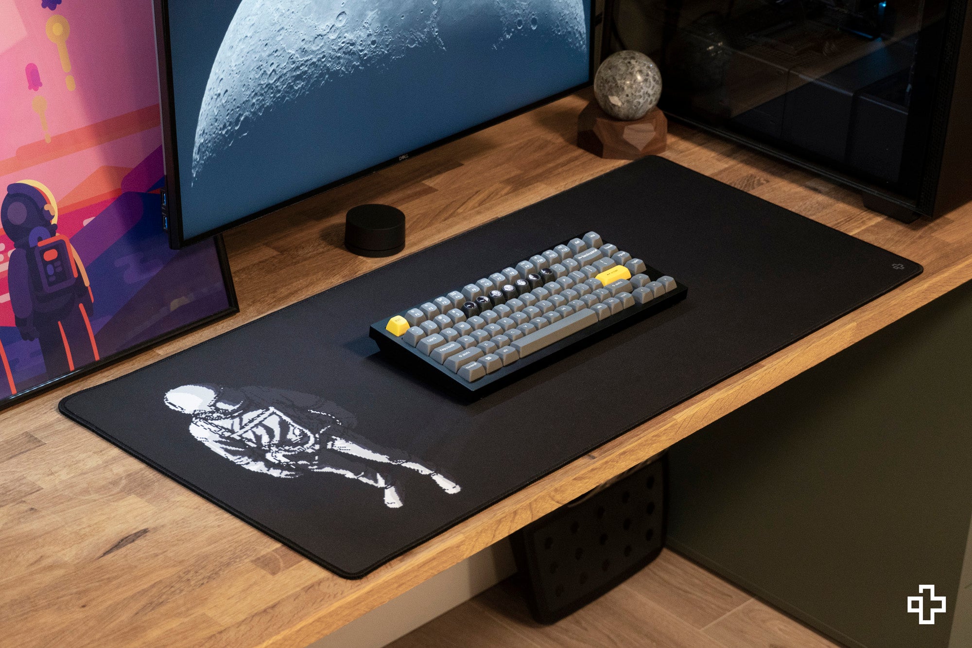 Deskmat Mousepad QwertyKey Astronaut 4mm margini cusute - QwertyKey
