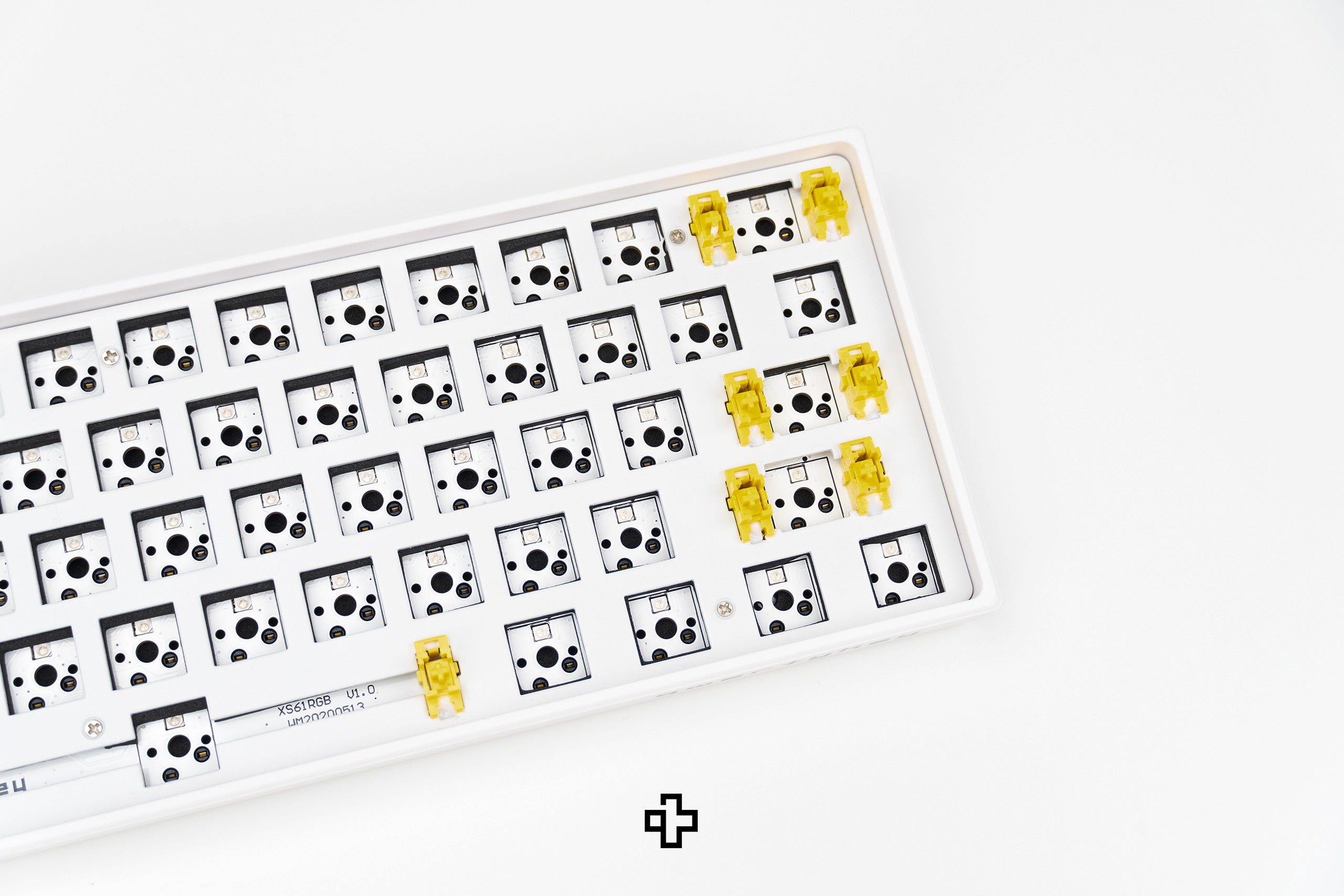 Kit QwertyKey Alb 61 Tastatura Mecanica Gaming