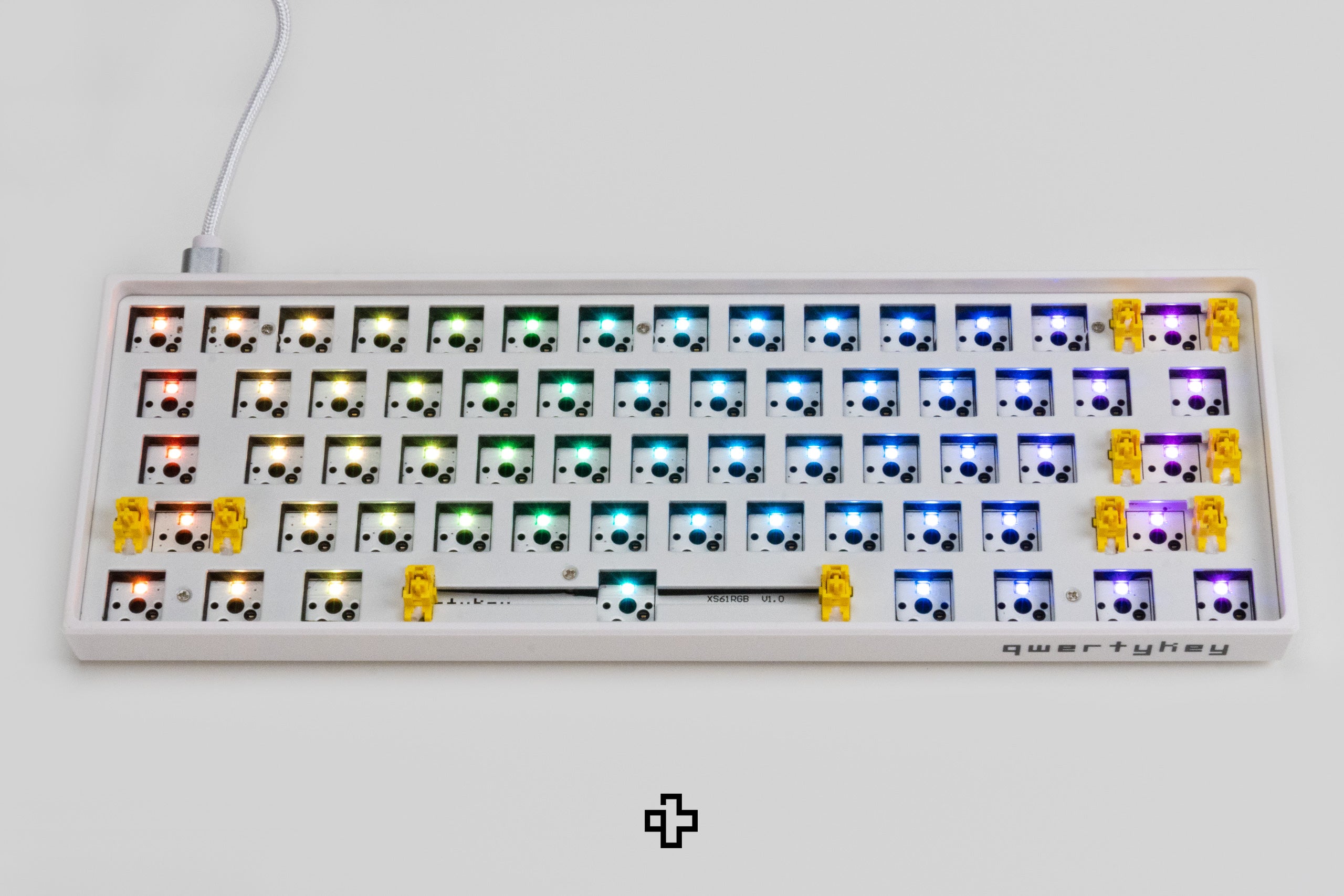 Kit QwertyKey Alb 61 Tastatura Mecanica Gaming