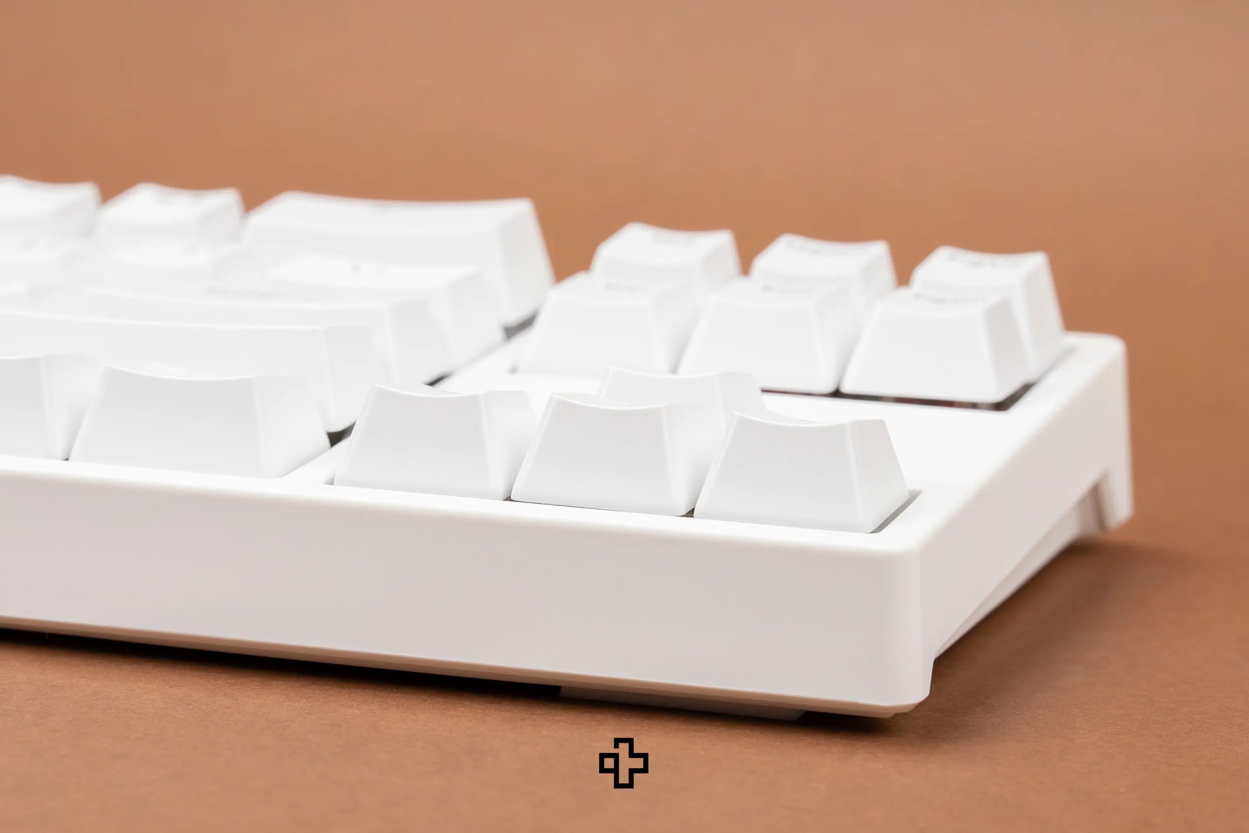 Set taste QwertyKey BoW V2 Black on White PBT Double Shot Profil OEM