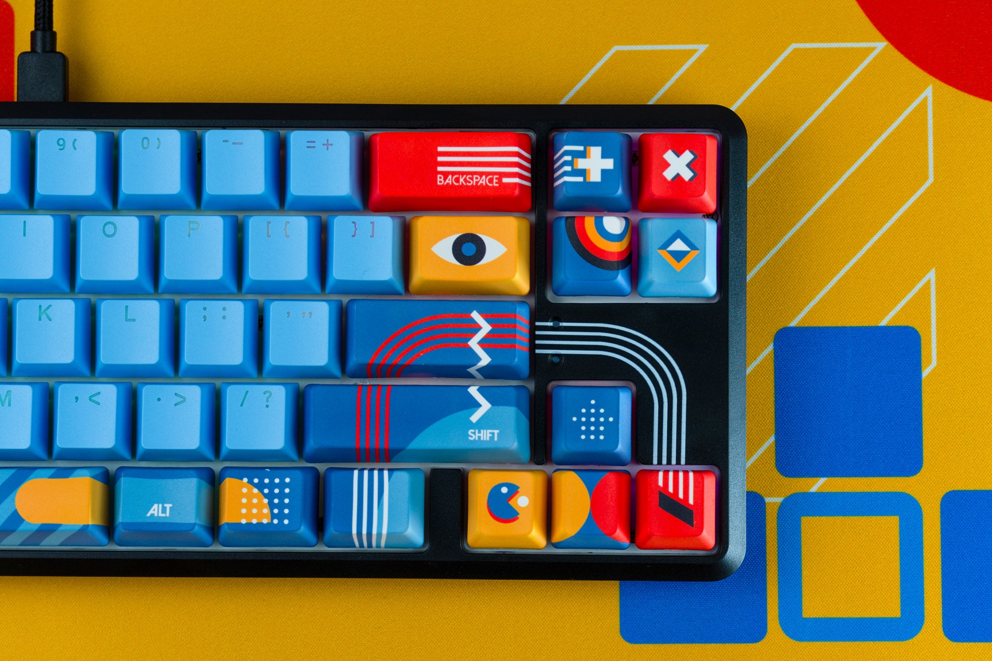 QwertyKey65 Metric Hotswap RGB Tastatura Mecanica Gaming - QwertyKey