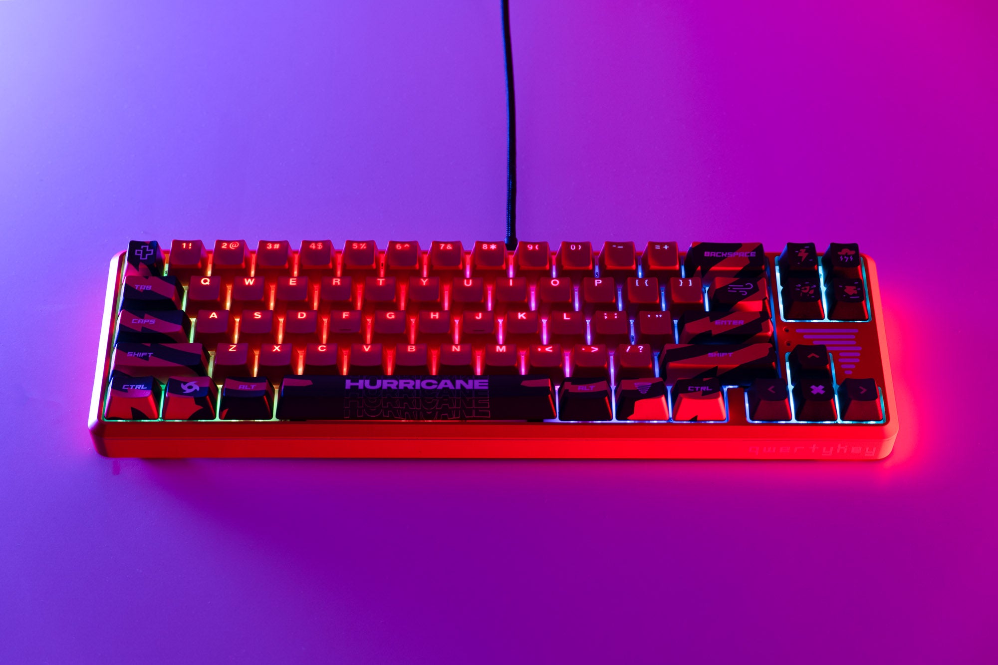 QwertyKey65 Hurricane Hotswap RGB Tastatura Mecanica Gaming - QwertyKey
