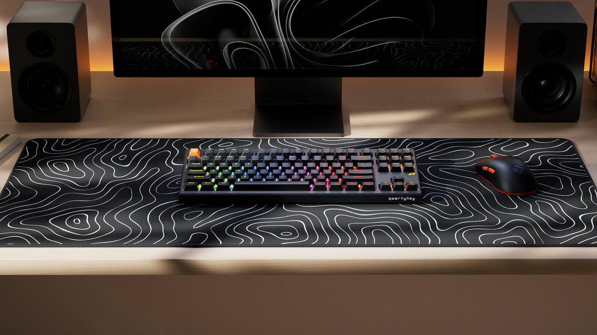 QwertyKey H87 Pro V2 Neagră – Tastatură Mecanică Gaming Wireless, Hotswap, Gasket, Full RGB