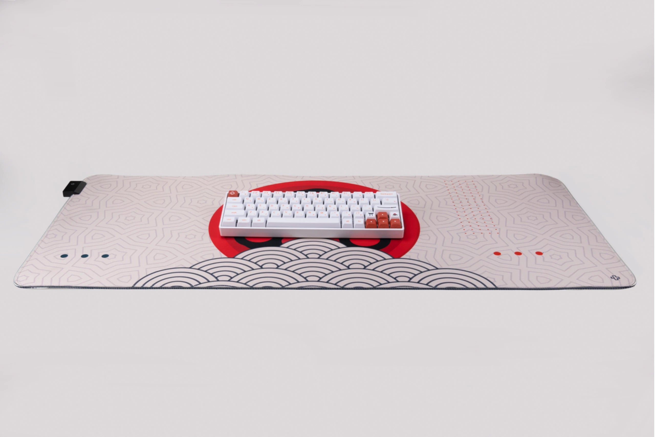 Deskmat Mousepad QwertyKey Sharingan Eye 4mm margini cusute