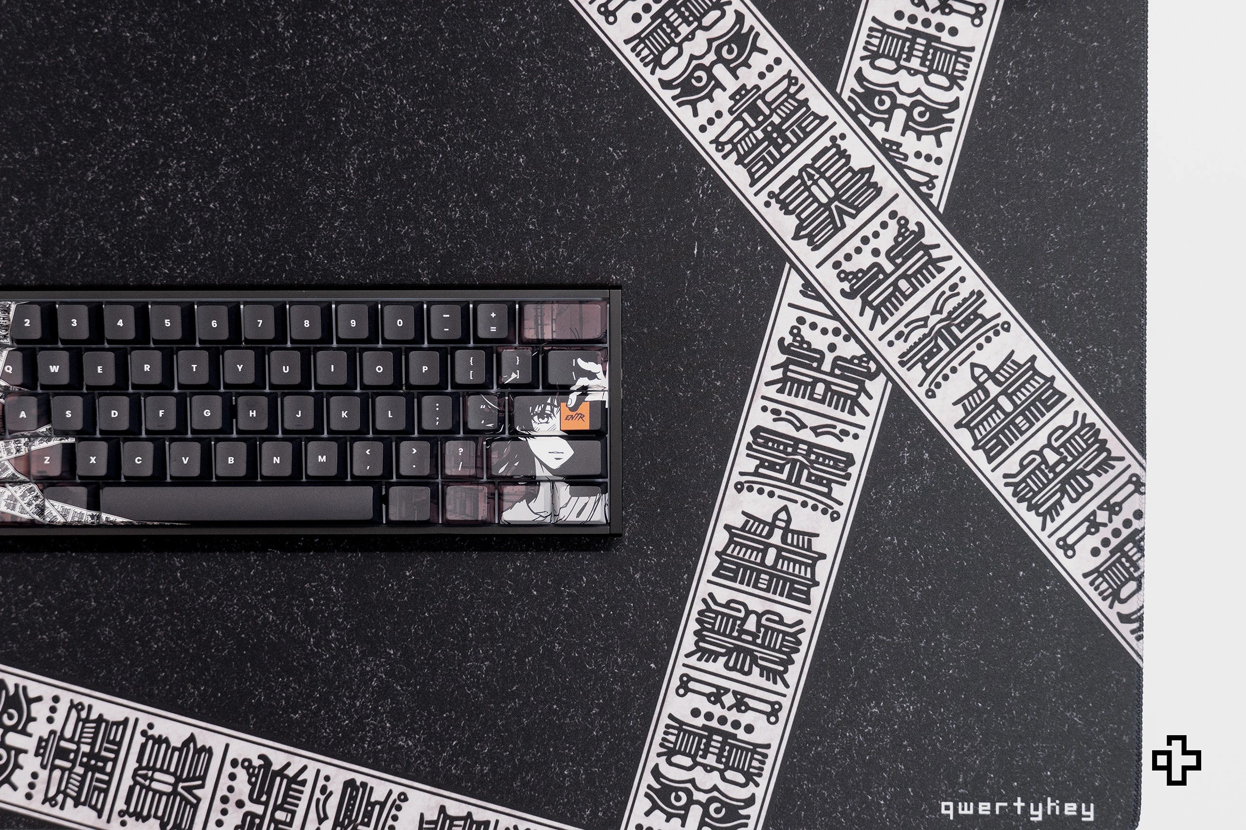 Deskmat Mousepad QwertyKey Shadow Waterproof, Margini Cusute, Grosime 4mm, Spate Cauciucat