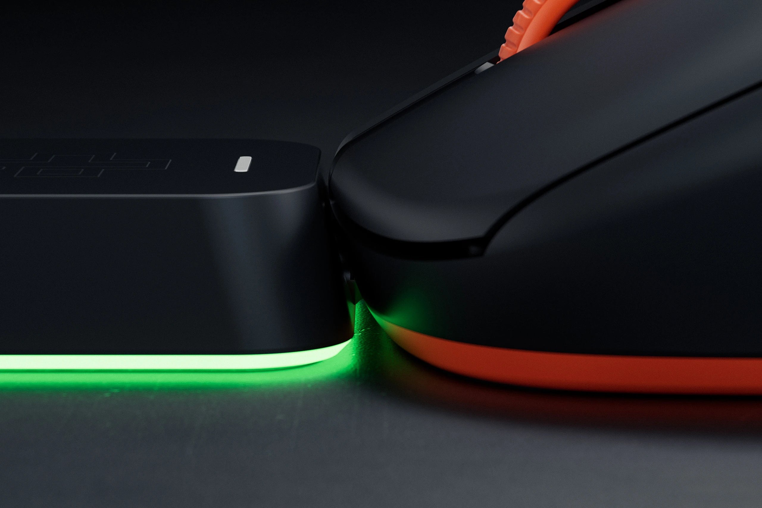 Mouse Gaming QwertyKey Falcon Negru 8K, 30.000 DPI, Bluetooth Wireless Trio Mode, Pixart 3950