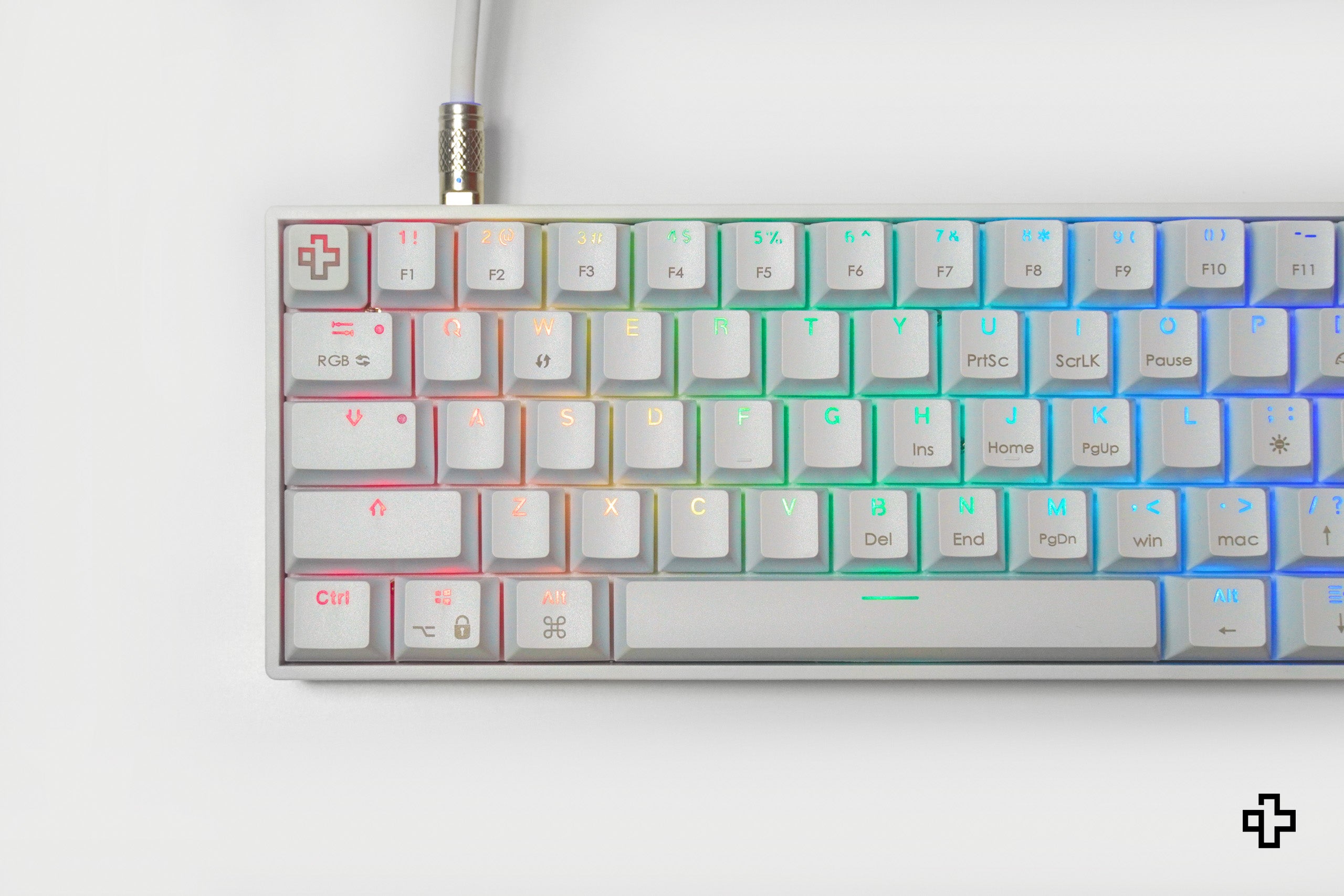 QwertyKey Split Alba Hotswap RGB Tastatura Mecanica Gaming