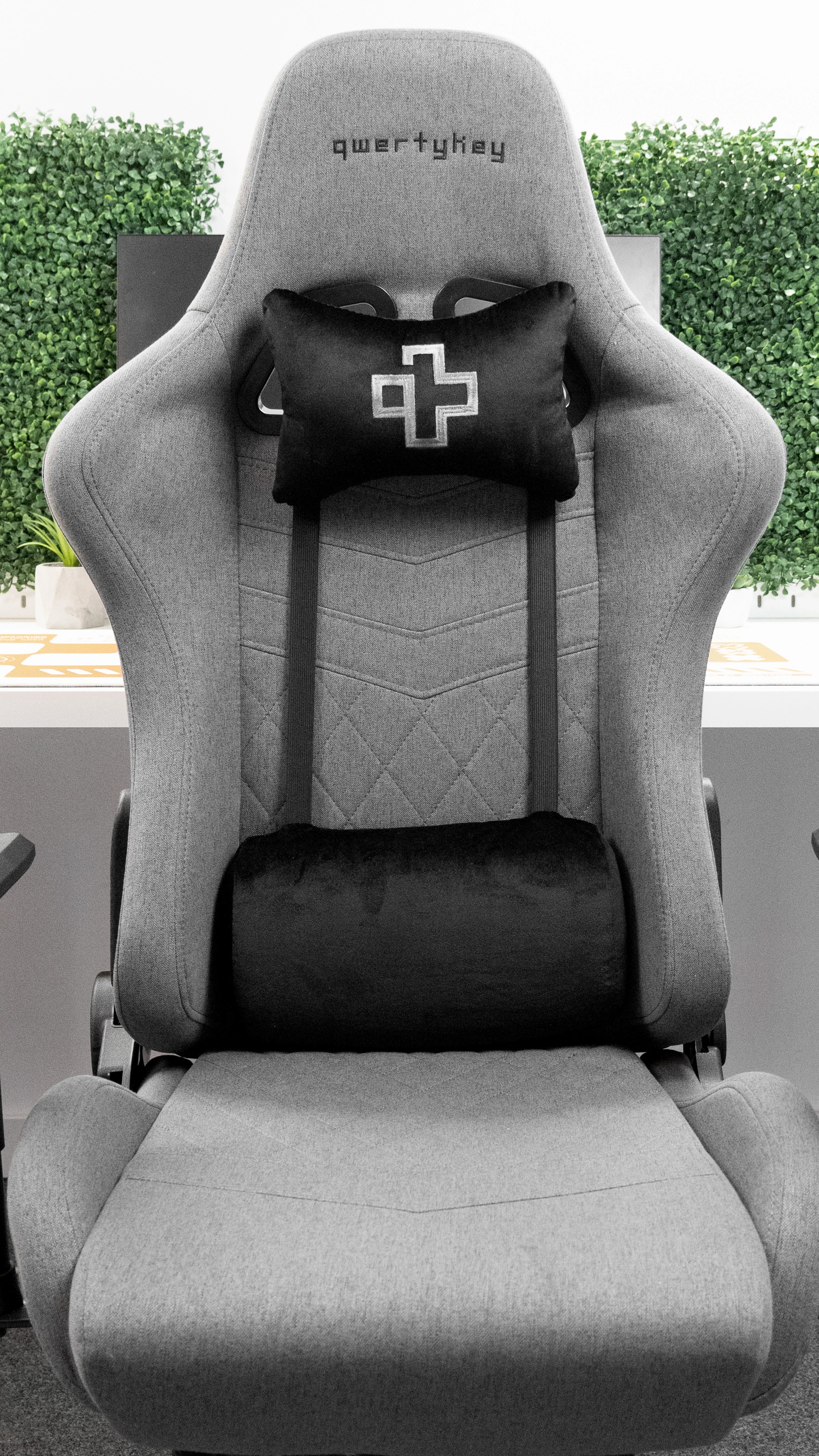 Scaun Gaming QwertyKey - QK/ALT, gri